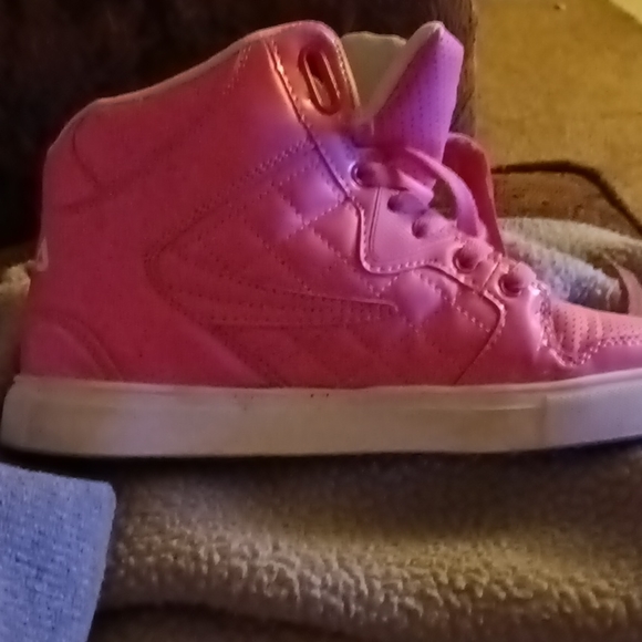 Fila shoes size 6 and a half - Picture 1 of 2